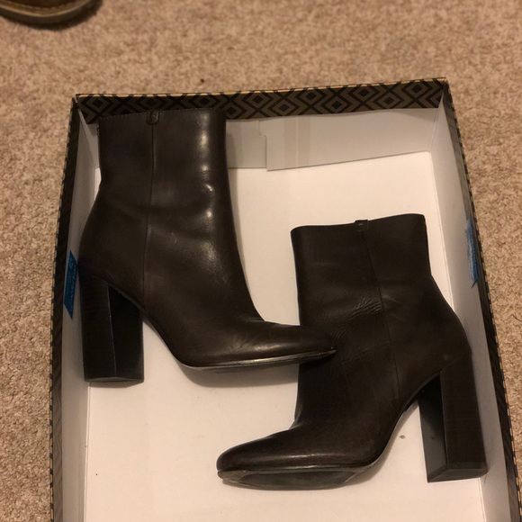 FRYE boot - Picture 4 of 6